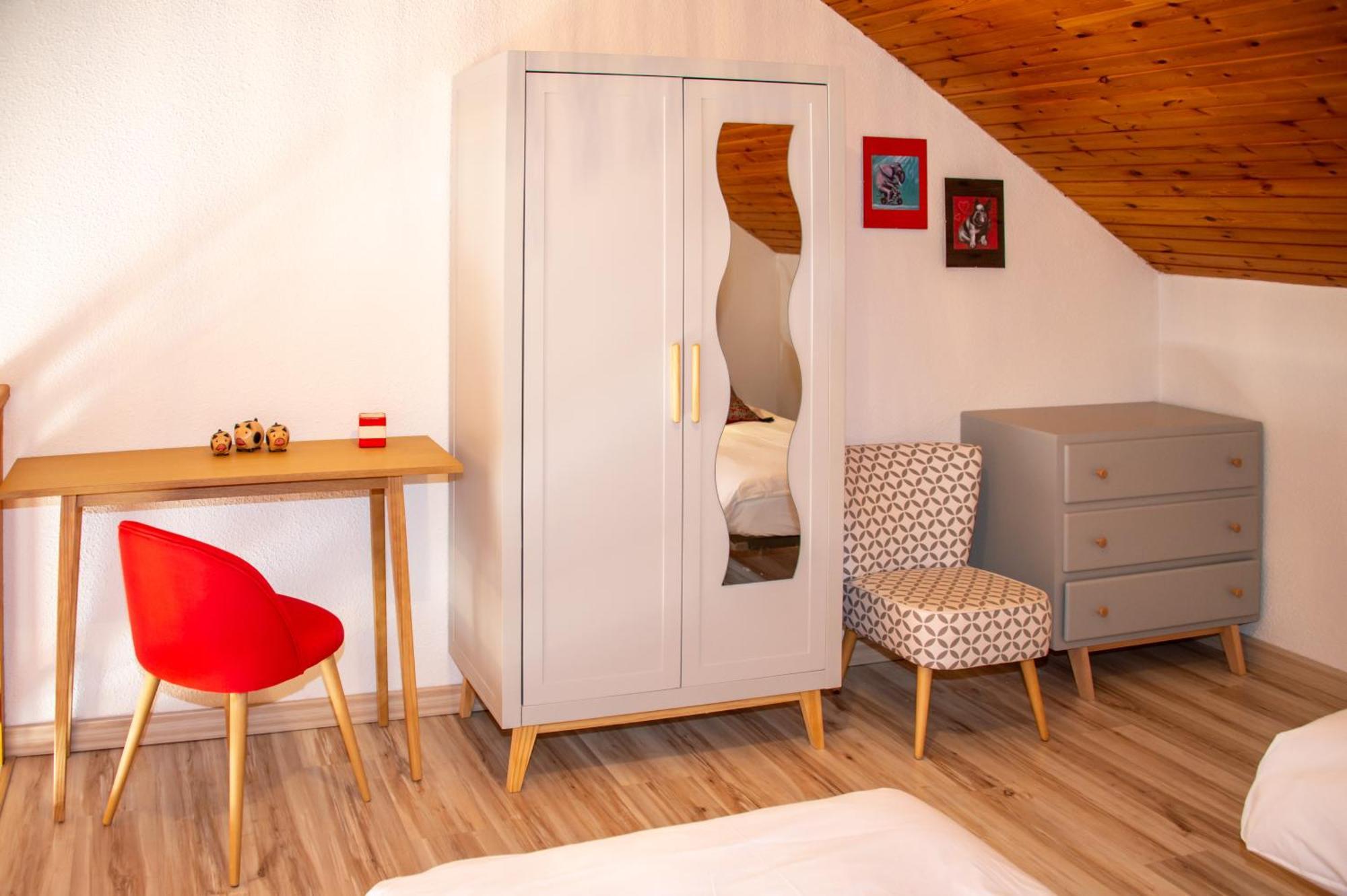 "La Combe Fleurie" Appartements & Chambres Saint-Bonnet-en-Champsaur Room photo